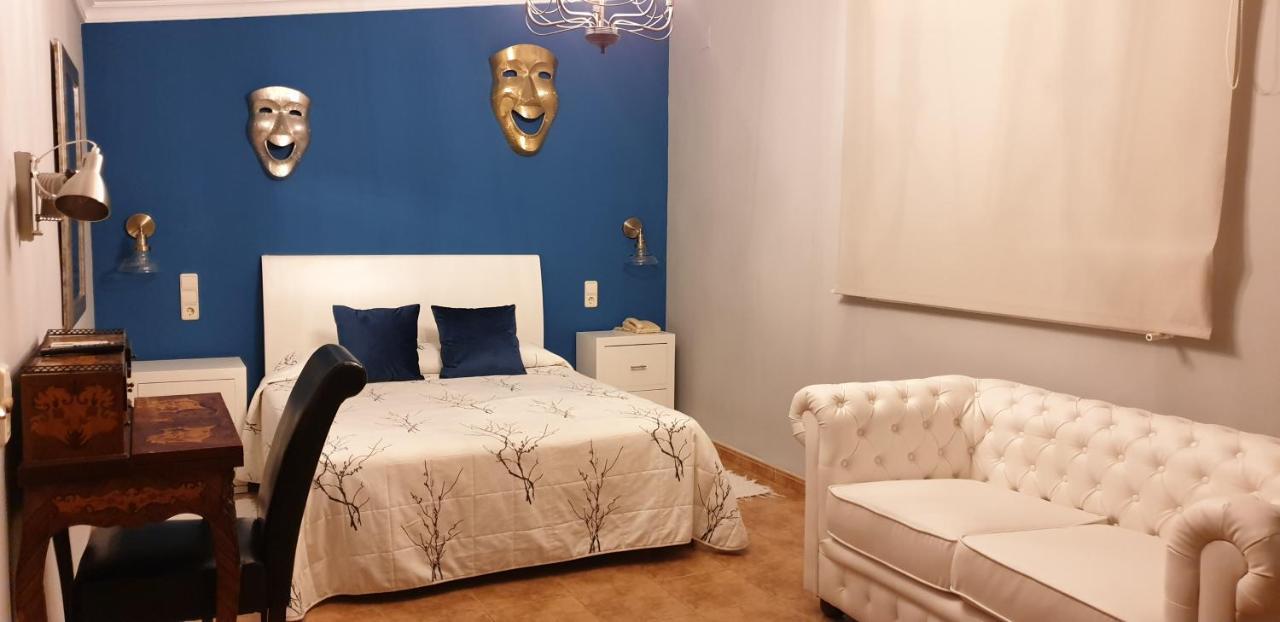 Hotel Iris لا إليانا المظهر الخارجي الصورة