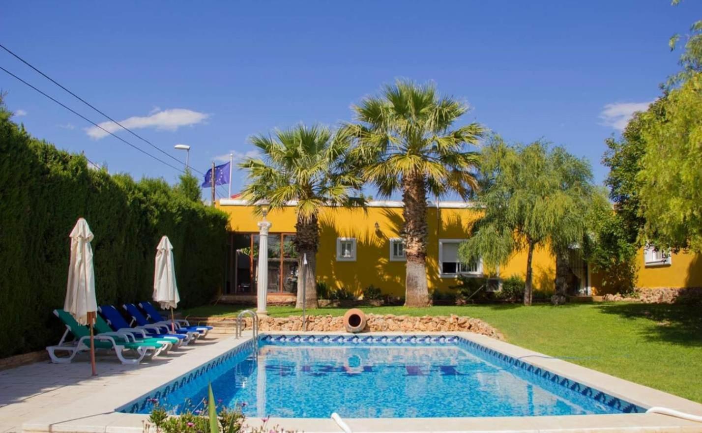 Hotel Iris لا إليانا المظهر الخارجي الصورة