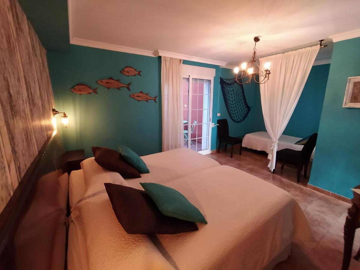 Hotel Iris لا إليانا المظهر الخارجي الصورة